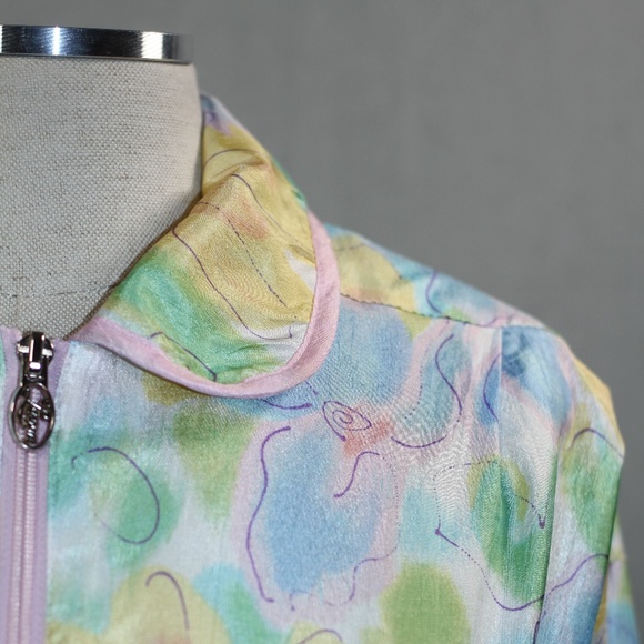 Lavon Petities Windbreaker Jacket - Picture 2 of 16